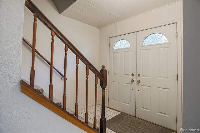 7014 Marco Drive, Waterford, MI 48327