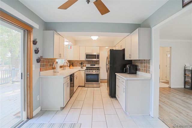 7014 Marco Drive, Waterford, MI 48327