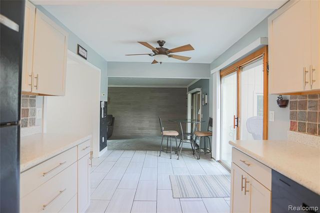 7014 Marco Drive, Waterford, MI 48327