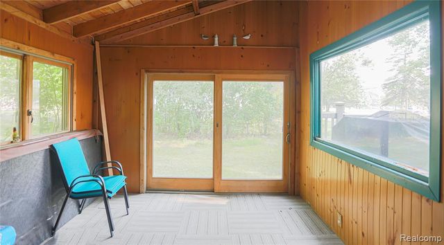 7014 Marco Drive, Waterford, MI 48327