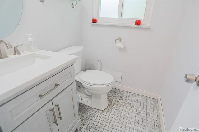 7014 Marco Drive, Waterford, MI 48327