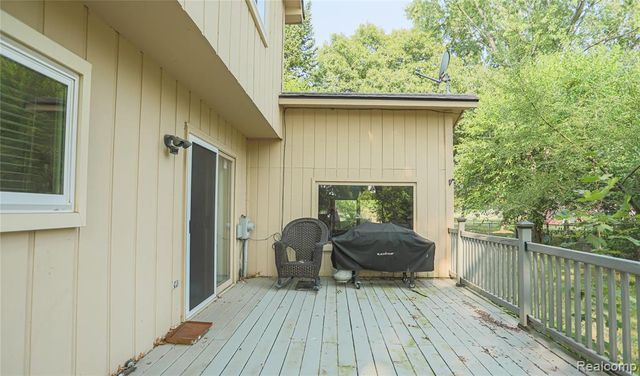 7014 Marco Drive, Waterford, MI 48327