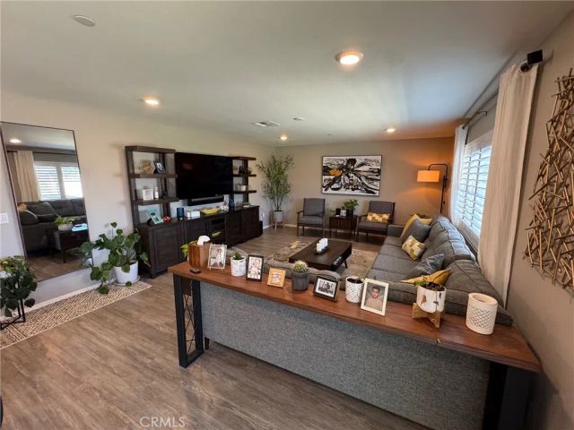 32376 Tyron Smith Court, Winchester, CA 92596