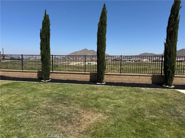 32376 Tyron Smith Court, Winchester, CA 92596