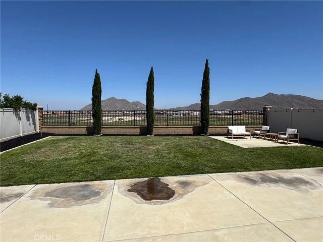 32376 Tyron Smith Court, Winchester, CA 92596