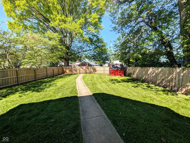 2016 Pennsylvania Street, Columbus, IN 47201