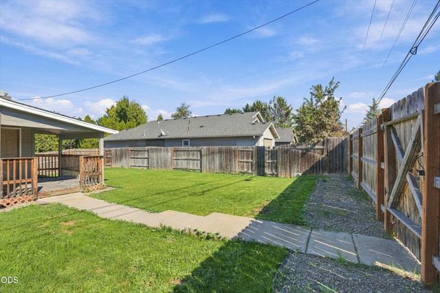 1908 Cunningham Avenue, Medford, OR 97501