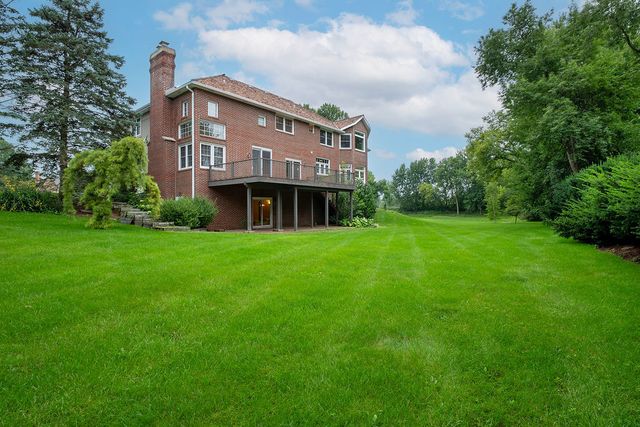 315 Bishop Court, Inverness, IL 60010