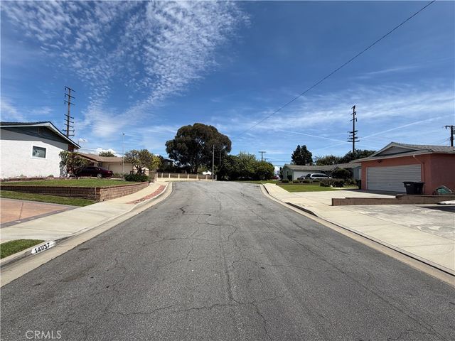 14936 Steprock, La Mirada, CA 90638