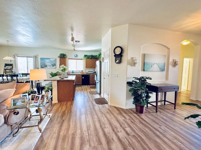 1277 E Birdland Drive, Gilbert, AZ 85297