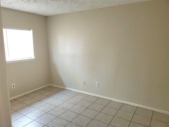 16922 Camberwell Green Lane, Houston, TX 77070