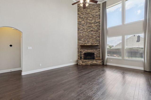 610 Lonesome Dove Drive, Midlothian, TX 76065