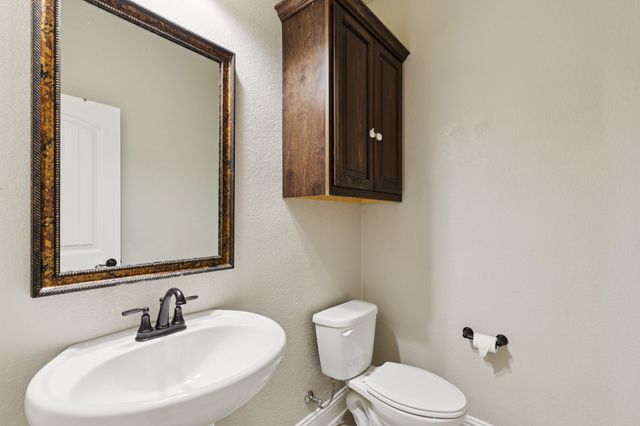 610 Lonesome Dove Drive, Midlothian, TX 76065