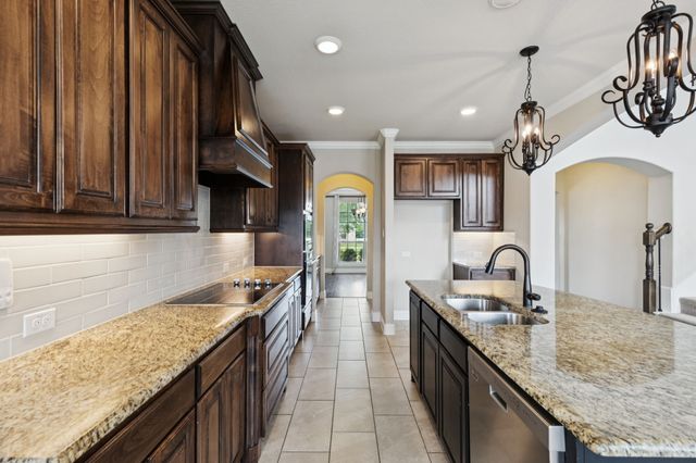 610 Lonesome Dove Drive, Midlothian, TX 76065