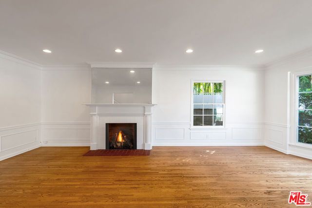 1204 Beverwil Drive, Los Angeles, CA 90035