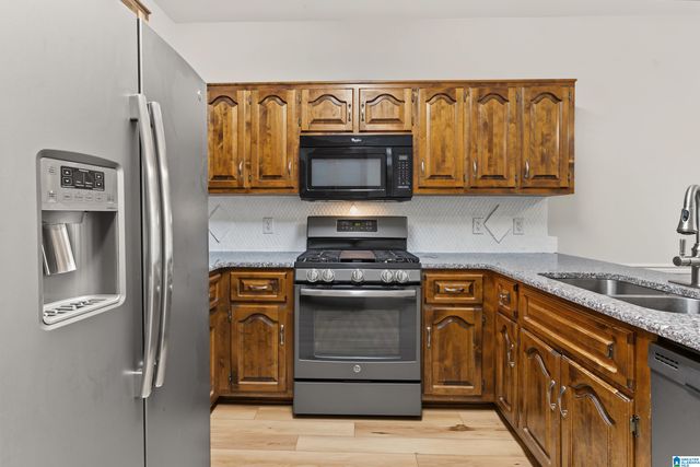 205 CHESTNUT CIRCLE, Alabaster, AL 35007