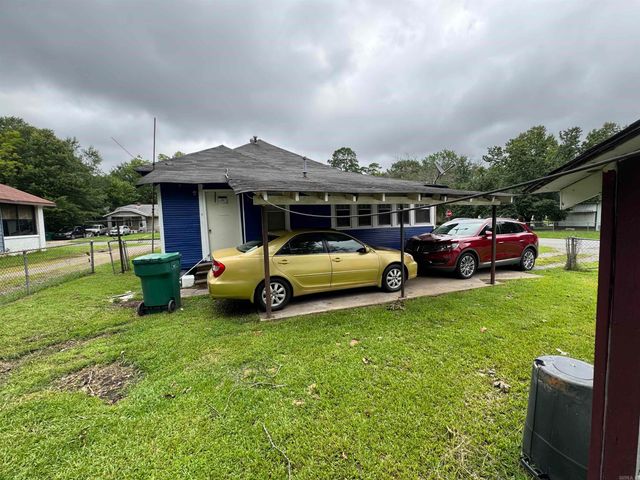 1500 W 25th Ave., Pine Bluff, AR 76103