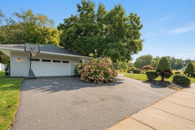83 Braemoor Road, Brockton, MA 02301