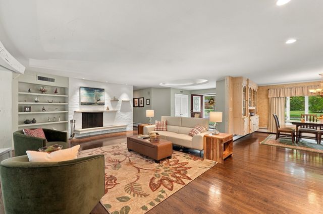 83 Braemoor Road, Brockton, MA 02301