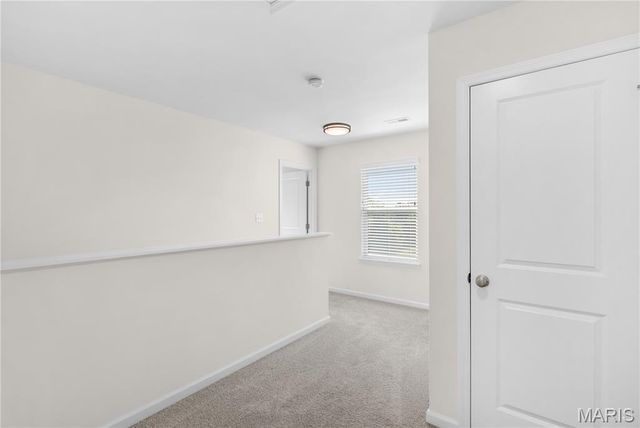 10 Hidden Bluffs Drive, Lake St Louis, MO 63367