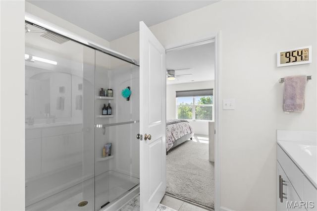 10 Hidden Bluffs Drive, Lake St Louis, MO 63367