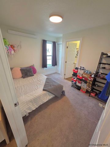 2012 SNYDER AVE, Cheyenne, WY 82001