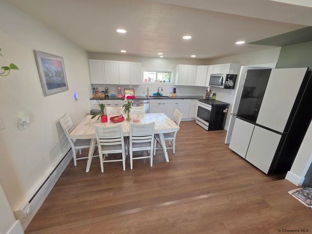 2012 SNYDER AVE, Cheyenne, WY 82001