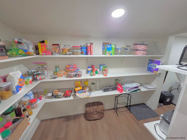 2012 SNYDER AVE, Cheyenne, WY 82001