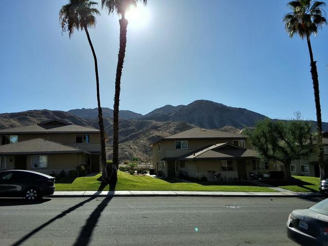 72599 Edgehill Drive 3, Palm Desert, CA 92260