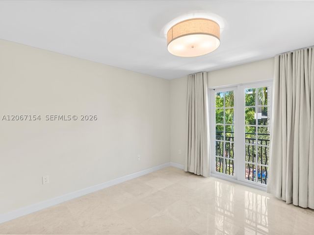 730 3rd St 101, Miami Beach, FL 33139