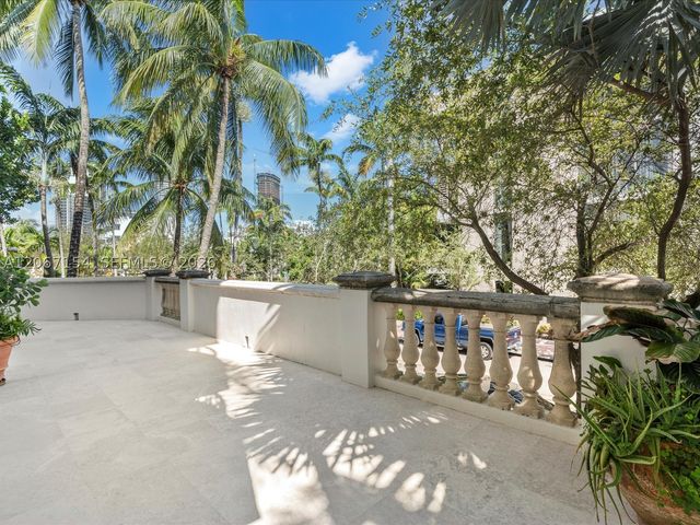730 3rd St 101, Miami Beach, FL 33139