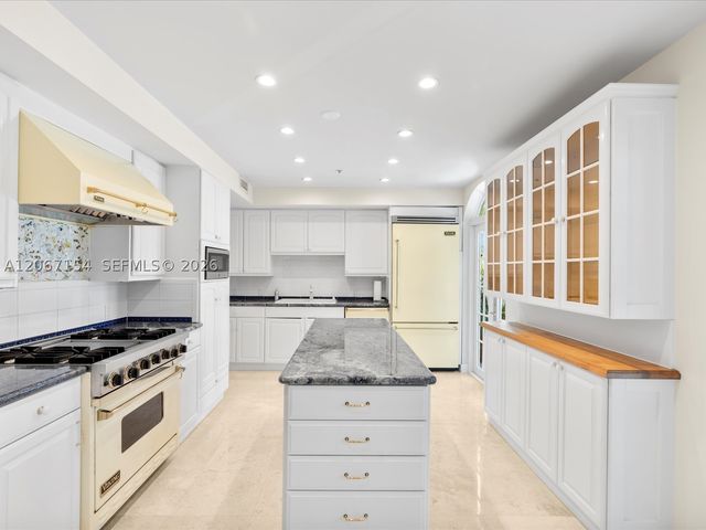730 3rd St 101, Miami Beach, FL 33139