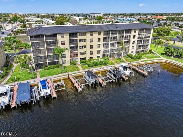 4703 SE 17th PL 205, Cape Coral, FL 33904