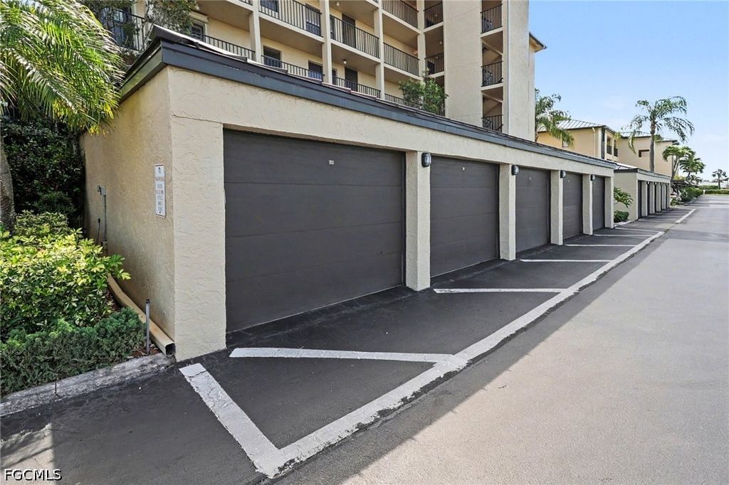 4703 SE 17th PL 205, Cape Coral, FL 33904