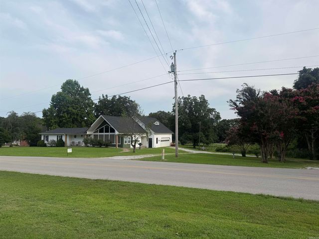 5816 Fairview Rd, Paragould, AR 72450