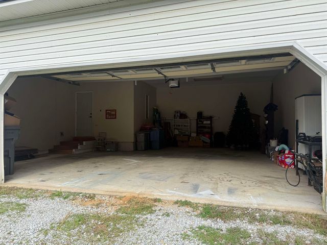 5816 Fairview Rd, Paragould, AR 72450