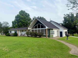 5816 Fairview Rd, Paragould, AR 72450