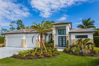 231 Legacy CT, Naples, FL 34110