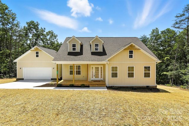 60 Westwinds Drive, Hickory, NC 28601
