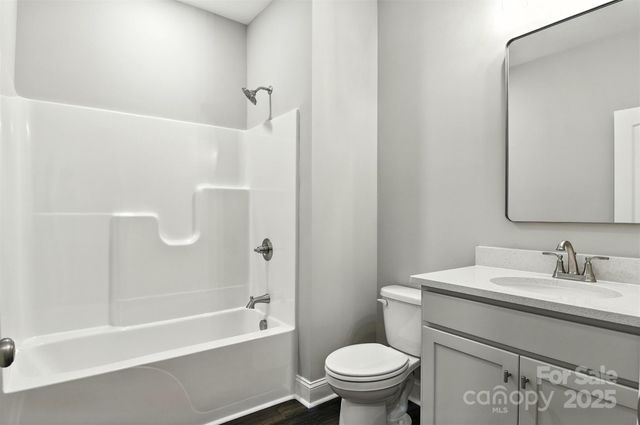 60 Westwinds Drive, Hickory, NC 28601