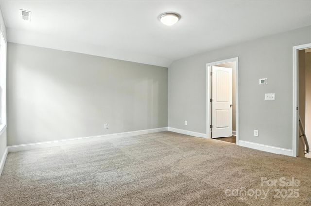 60 Westwinds Drive, Hickory, NC 28601