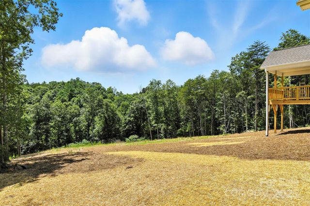 60 Westwinds Drive, Hickory, NC 28601