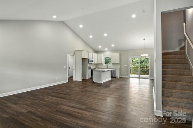 60 Westwinds Drive, Hickory, NC 28601