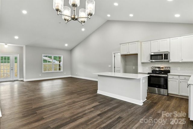 60 Westwinds Drive, Hickory, NC 28601