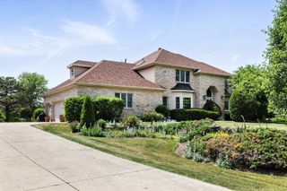 14N924 White Pines Lane, Hampshire, IL 60140