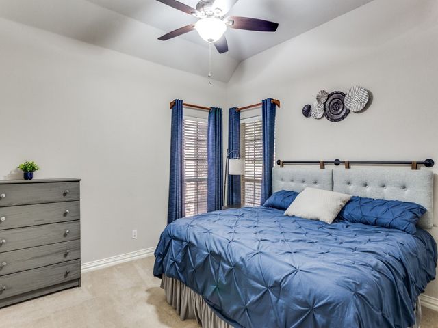 405 Shenandoah Drive, Burleson, TX 76028