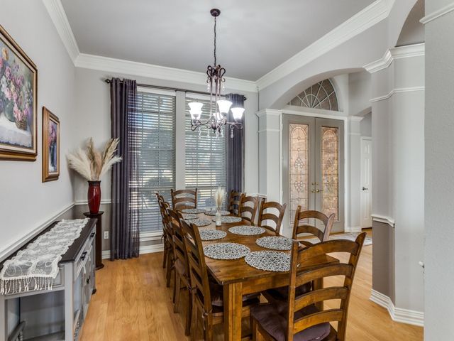 405 Shenandoah Drive, Burleson, TX 76028