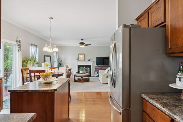 308 Brickle Dr, Murfreesboro, TN 37128