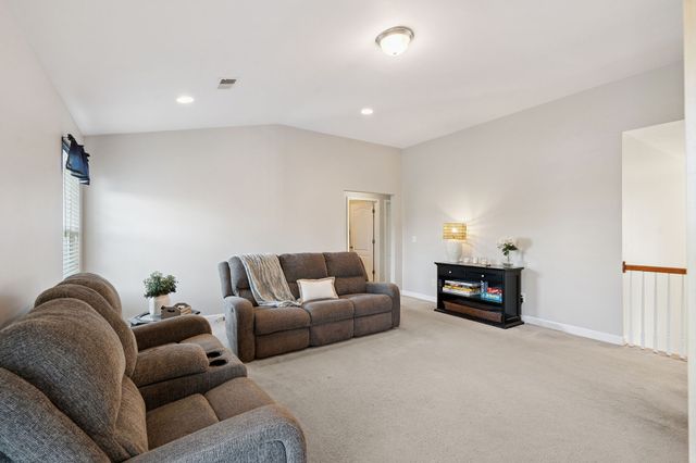 308 Brickle Dr, Murfreesboro, TN 37128