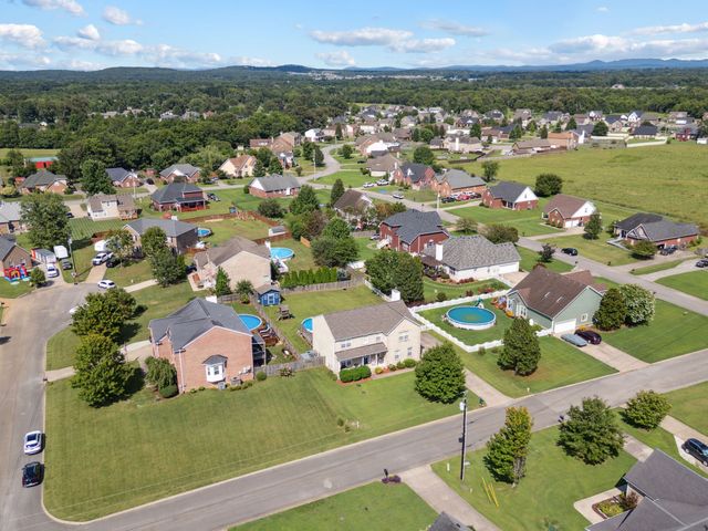 308 Brickle Dr, Murfreesboro, TN 37128